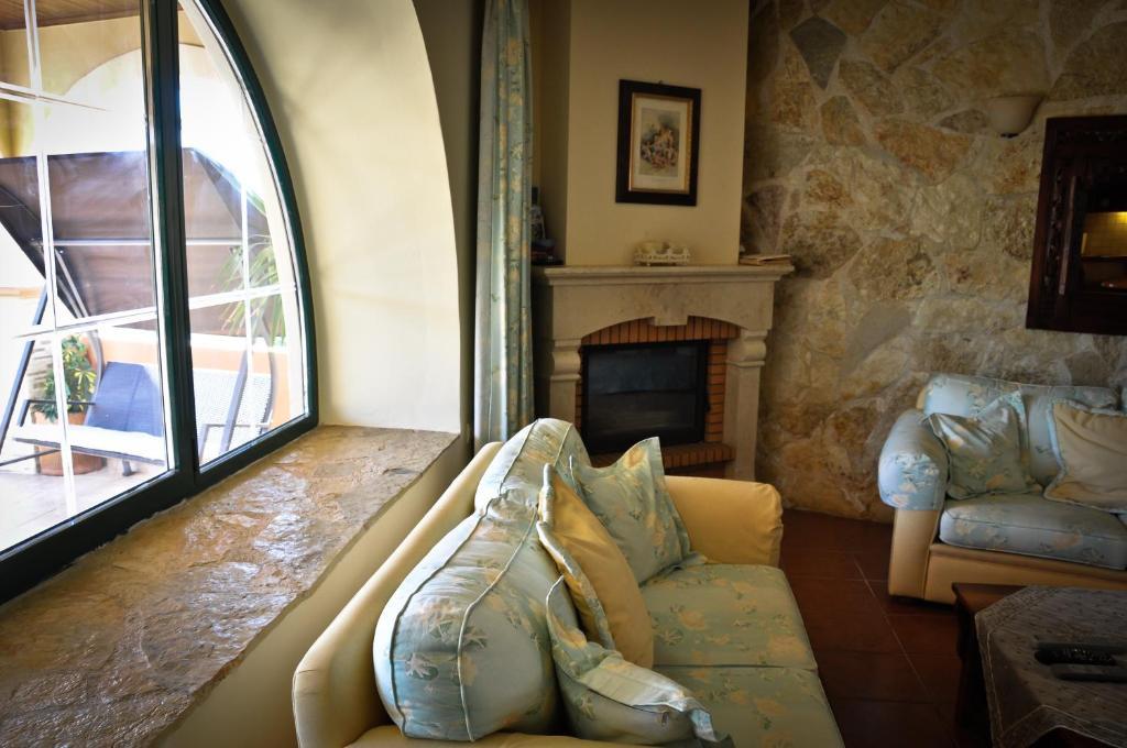 Orsalia Luxury Suites Platanés Chambre photo
